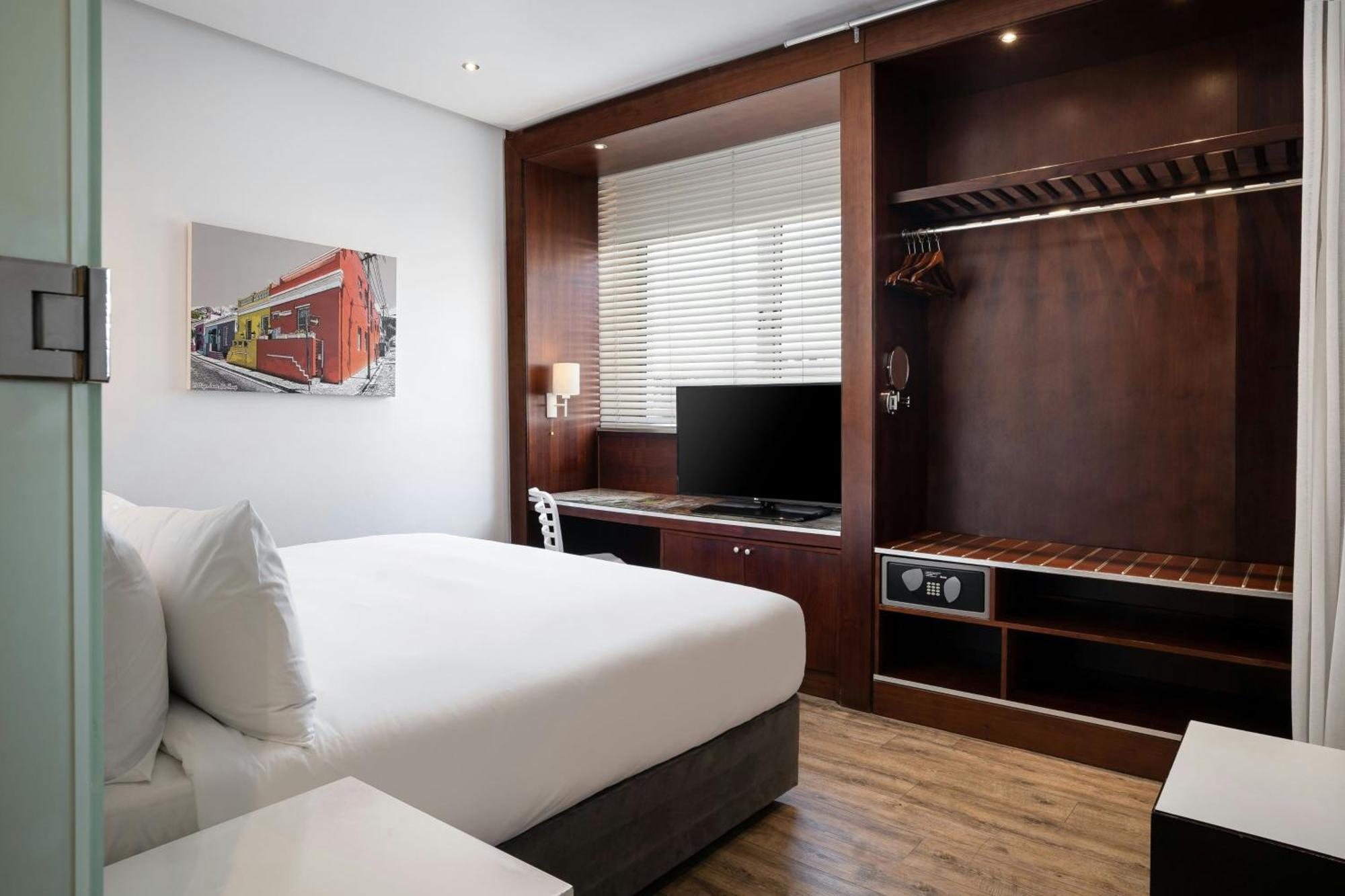 Protea Hotel Fire & Ice By Marriott קייפטאון מראה חיצוני תמונה