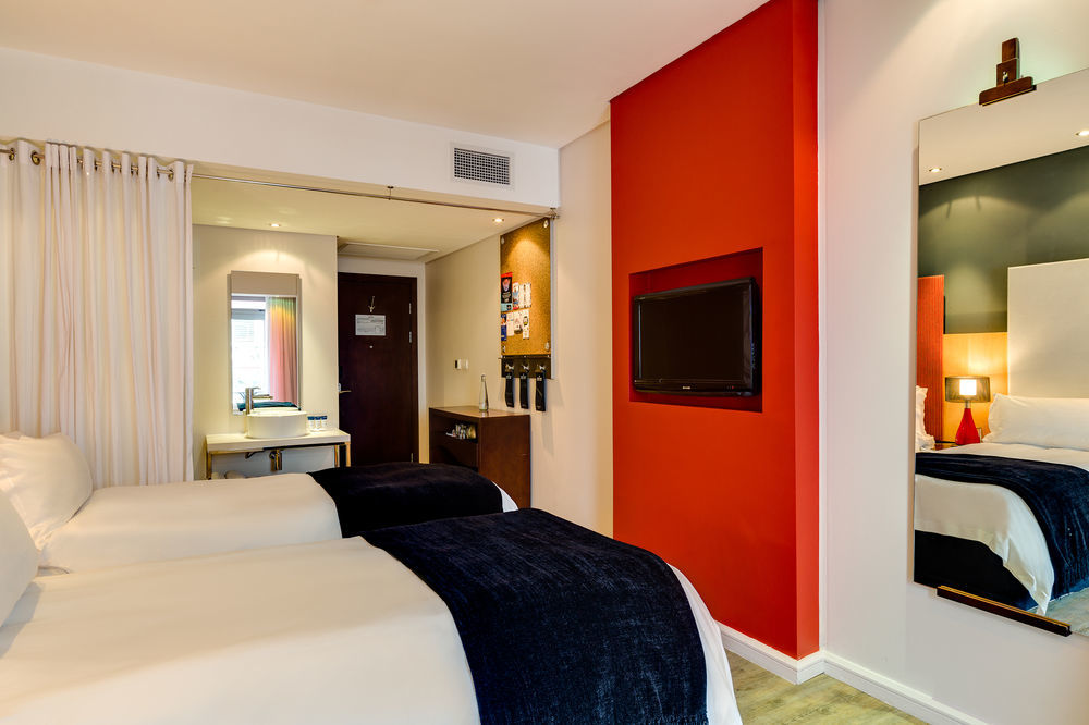 Protea Hotel Fire & Ice By Marriott קייפטאון מראה חיצוני תמונה
